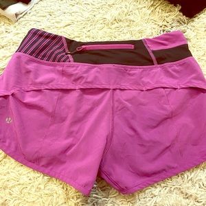 LULU LEMON 4” INCH RUNNING SHORTS
